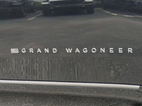 Certified 2023 Jeep Grand Wagoneer Series II AWD/4WD image 13