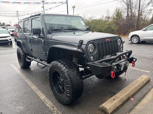 Used 2017 Jeep Wrangler Unlimited Sport w/ Quick Order Package 24S image 3