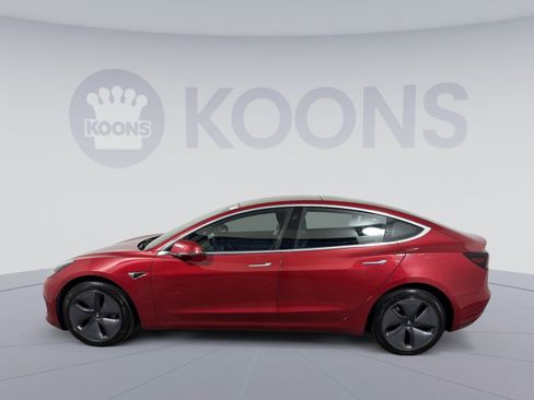 Used 2020 Tesla Model 3 Standard Range Plus image 2