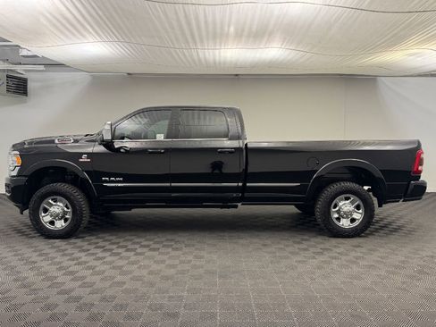 Used 2024 RAM 3500 Limited image 2