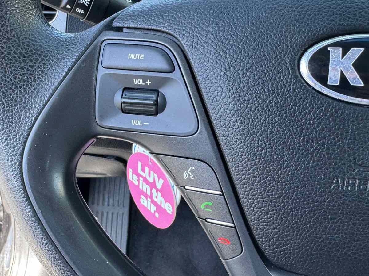 Used 2017 Kia Forte LX FWD image 27