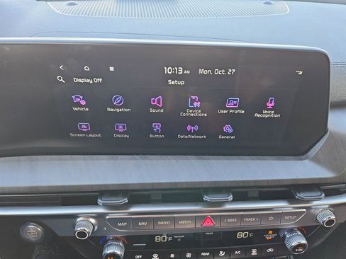 Used 2024 Kia Telluride EX w/ EX Captain's Chair Package image 22