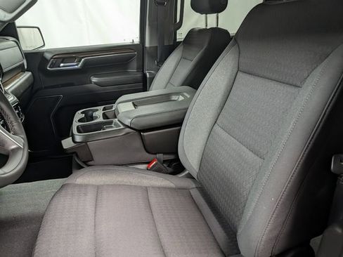 Used 2024 Chevrolet Silverado 1500 LT AWD/4WD image 11