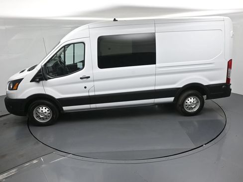 Certified 2023 Ford Transit 250 Medium Roof RWD image 34