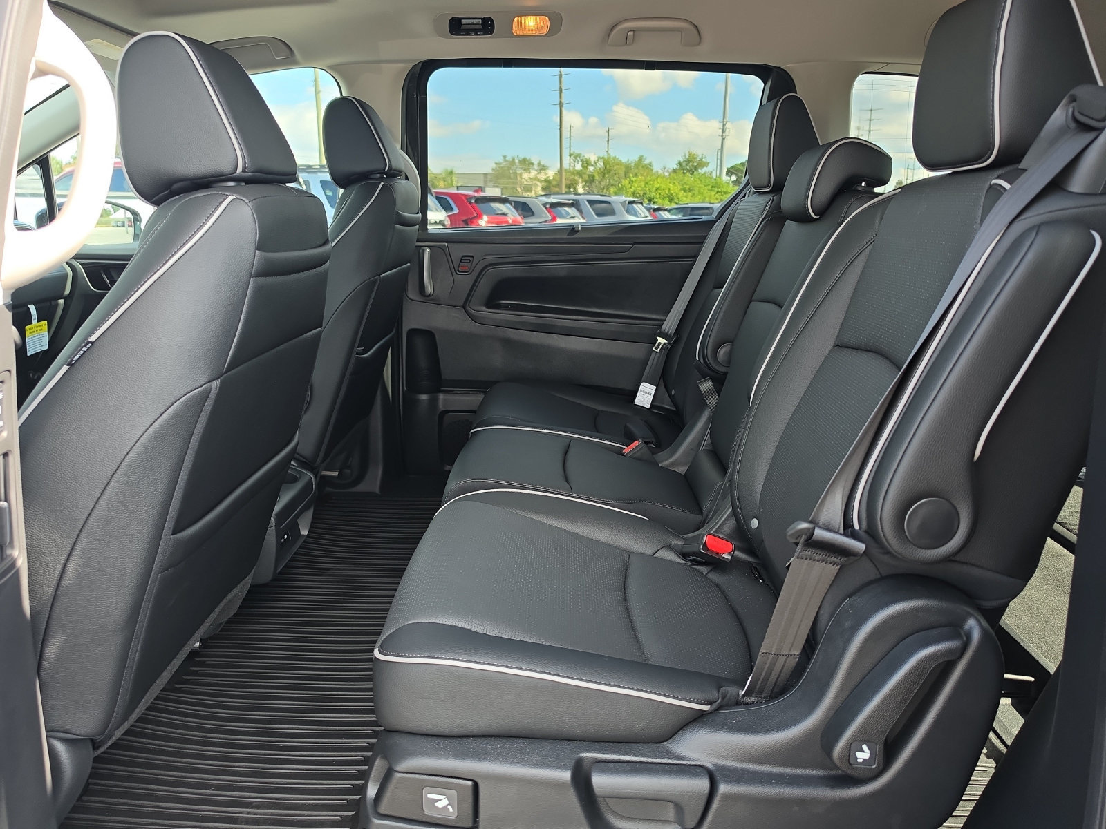 New 2026 Honda Odyssey Elite image 14