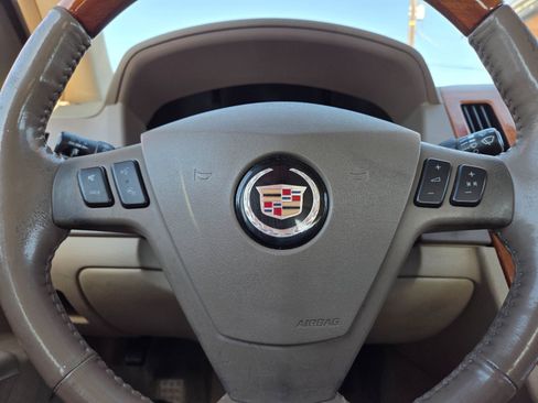 Used 2006 Cadillac STS w/ Preferred Equipment Group RWD image 17