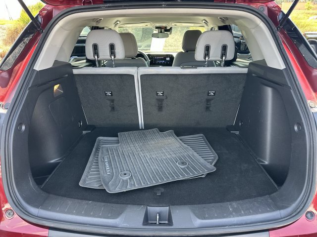 Used 2025 Chevrolet TrailBlazer LT w/ Driver Confidence Package FWD image 23