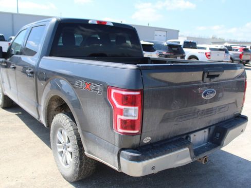 Used 2019 Ford F150 XLT image 4