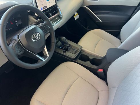 New 2026 Toyota Corolla Cross LE image 12