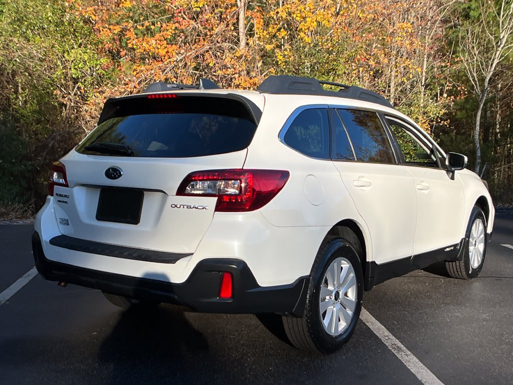 Used 2019 Subaru Outback 2.5i Premium AWD/4WD image 5