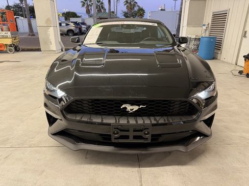 Used 2023 Ford Mustang Premium image 8