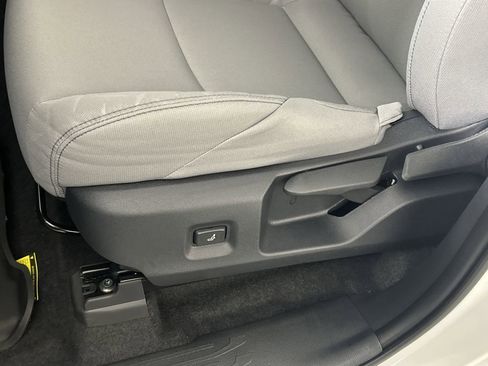 New 2026 Toyota Tacoma SR5 image 19