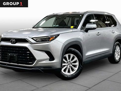 Used 2026 Toyota Grand Highlander AWD image 1