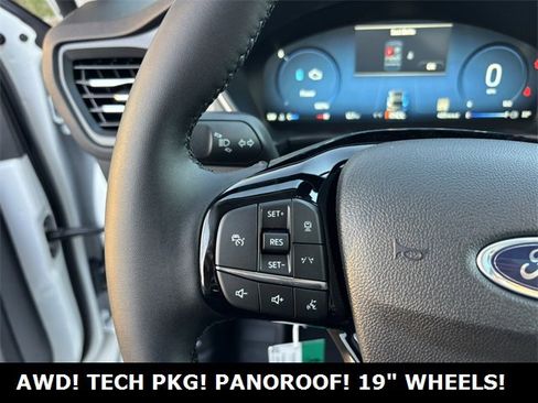New 2026 Ford Escape Platinum w/ Premium Technology Package image 12