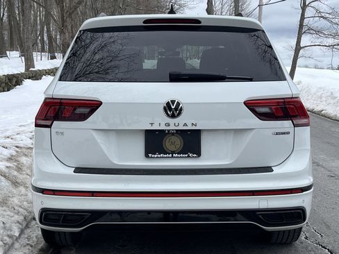 Used 2022 Volkswagen Tiguan SE R-Line image 5