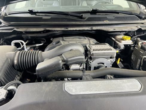 Used 2022 Jeep Wagoneer Series III w/ Flexible Seating Group image 30