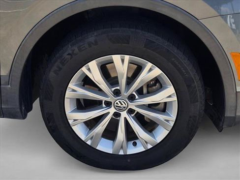 Used 2019 Volkswagen Tiguan S FWD image 22