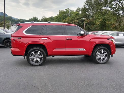 Used 2023 Toyota Sequoia Capstone AWD/4WD image 3