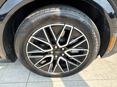 Certified 2025 Ford Mustang Mach-E Premium AWD/4WD image 18