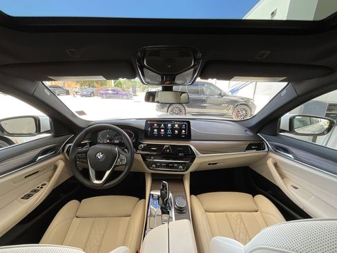 Certified 2023 BMW 530i w/ Convenience Package RWD image 12