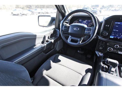 Used 2022 Ford F150 XLT w/ Equipment Group 302A High image 11