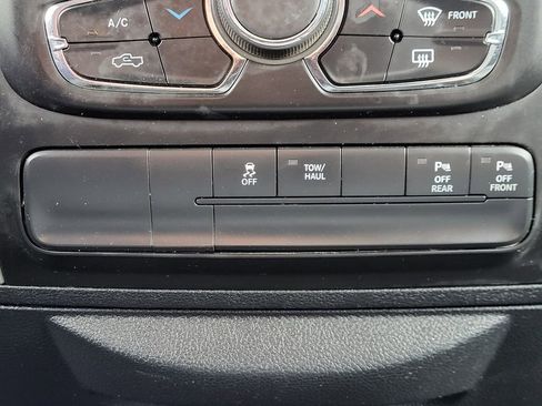 Used 2018 RAM 1500 Big Horn AWD/4WD image 11