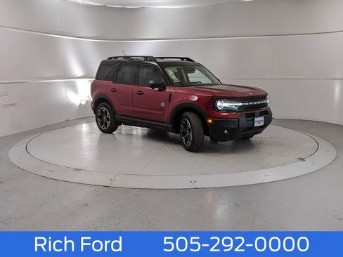 New 2025 Ford Bronco Sport Outer Banks w/ Outer Banks Tech Package+ image 1