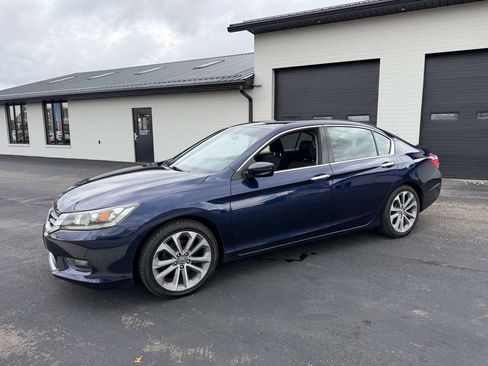 Used 2014 Honda Accord Sport image 2