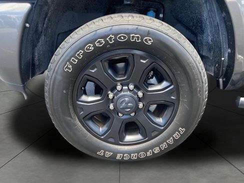 Used 2018 RAM 2500 Laramie w/ Sport Appearance Group AWD/4WD image 3