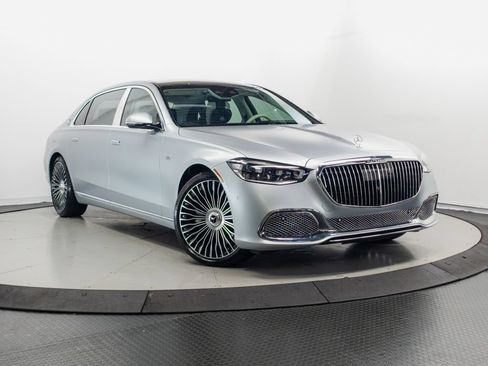 Used 2024 Mercedes-Benz Maybach S 680 4MATIC image 1