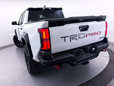 Used 2025 Toyota Tacoma TRD Pro AWD/4WD image 7