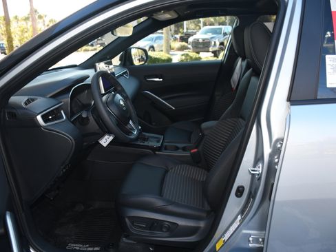 New 2026 Toyota Corolla Cross XSE image 3