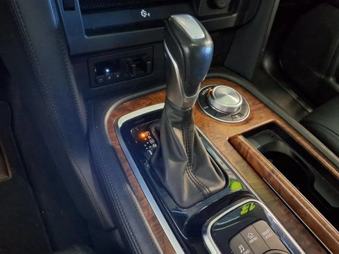 Used 2023 Nissan Armada SL w/ Captain's Chairs Package AWD/4WD image 26
