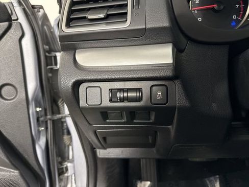 Used 2016 Subaru Impreza 2.0i image 14