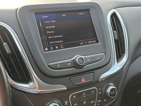 Used 2020 Chevrolet Equinox LT FWD image 15
