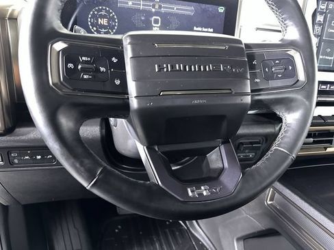 Used 2024 GMC Hummer EV 2X w/ Extreme Off-Road Package AWD/4WD image 11