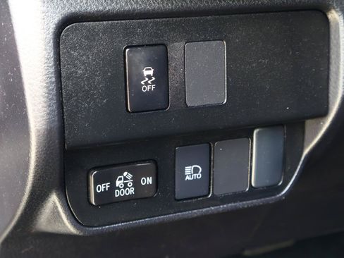 Used 2023 Toyota Tacoma SR5 RWD image 22