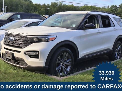 Used 2023 Ford Explorer XLT w/ Equipment Group 202A AWD/4WD image 1