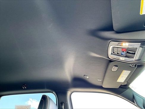 Used 2023 RAM 1500 Laramie AWD/4WD image 22