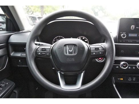 Used 2025 Honda CR-V EX image 13