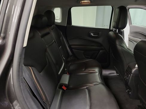Used 2018 Jeep Compass Limited AWD/4WD image 30