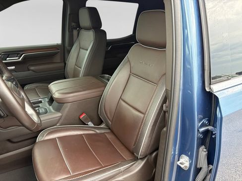 Used 2025 GMC Sierra 1500 Denali AWD/4WD image 21