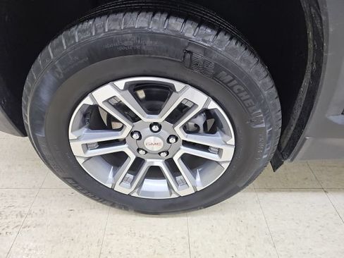 Used 2025 GMC Terrain Elevation AWD/4WD image 19