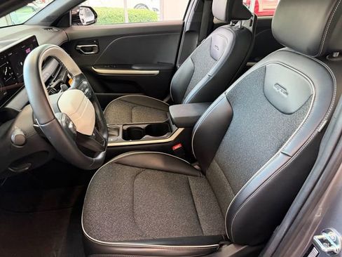 Used 2025 Kia K4 GT-Line w/ GT-Line Sunroof Package FWD image 5