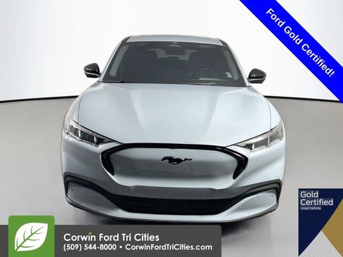 Certified 2025 Ford Mustang Mach-E Premium AWD/4WD image 4