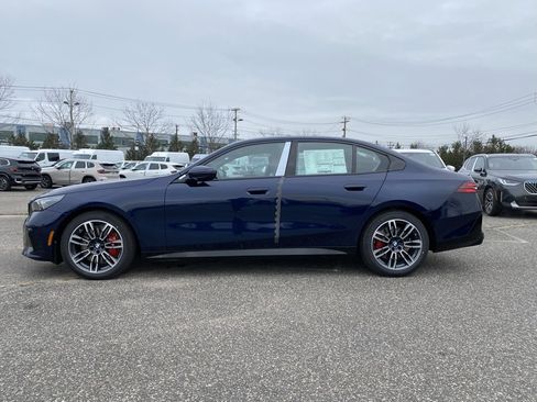 New 2026 BMW 540i xDrive w/ M Sport Package image 4