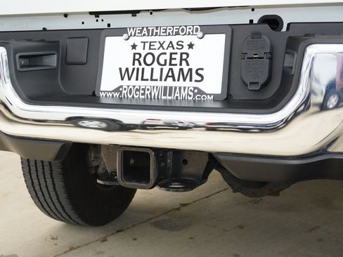 Used 2024 RAM 2500 Tradesman w/ Chrome Appearance Group image 31