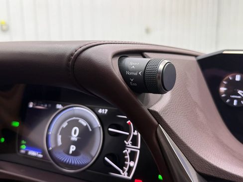 Used 2021 Lexus ES 300h w/ Premium Package FWD image 29