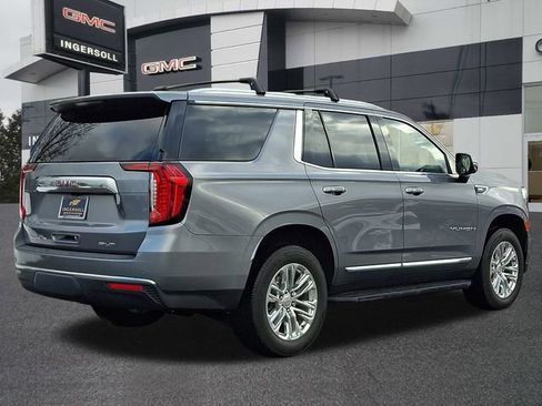 Used 2021 GMC Yukon SLT w/ SLT Premium Package image 6