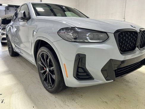 Used 2024 BMW X4 xDrive30i AWD/4WD image 8